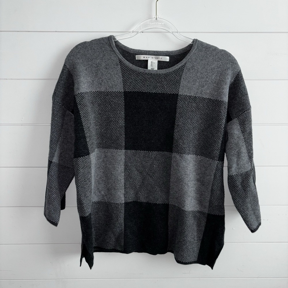 Max Studio Women SZ L‎ Gray Plaid 3/4 Sleeve Pullover Tunic Hemline Sweater